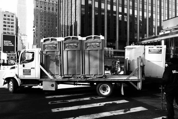 Best Porta potty delivery and setup  in Hokes Bluff, AL